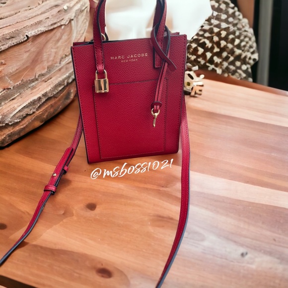 Marc Jacobs Small Crossbody Bag + Cardholder in Savvy Red BRAND NEW - Picture 2 of 6
